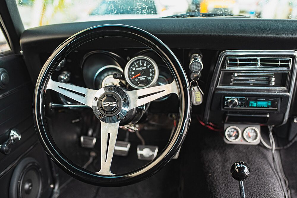 シボレーカマロ1968年モデル運転席画像１