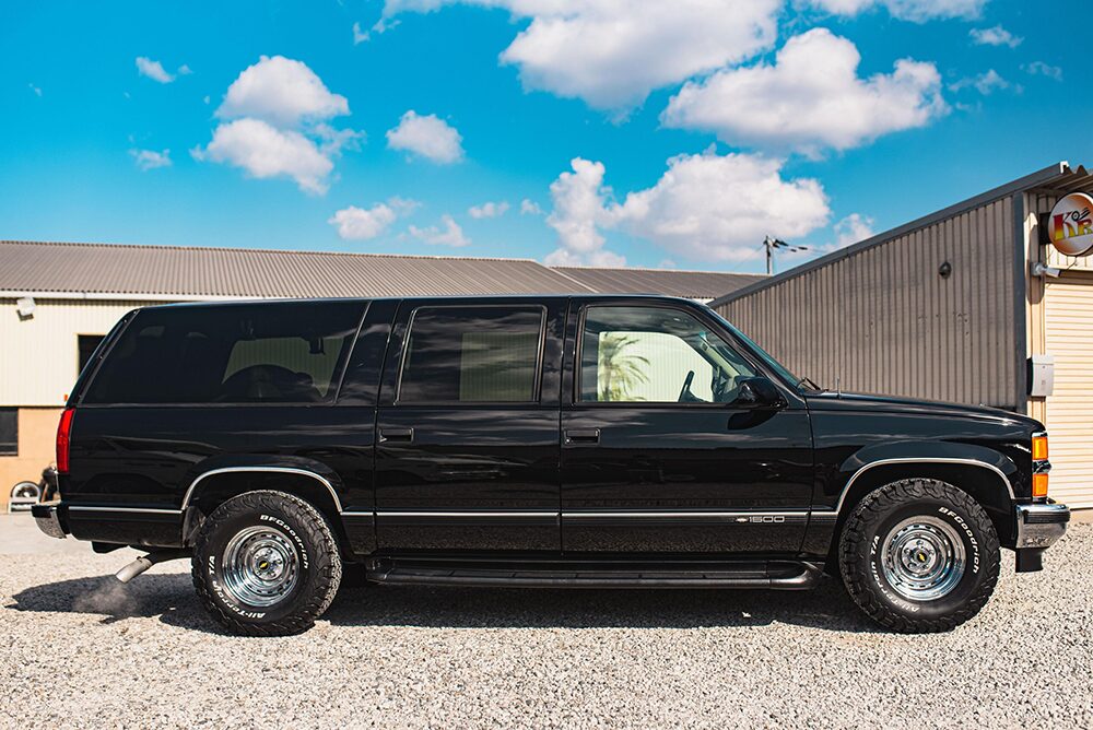 シボレー-サバーバン20260210右向き画像