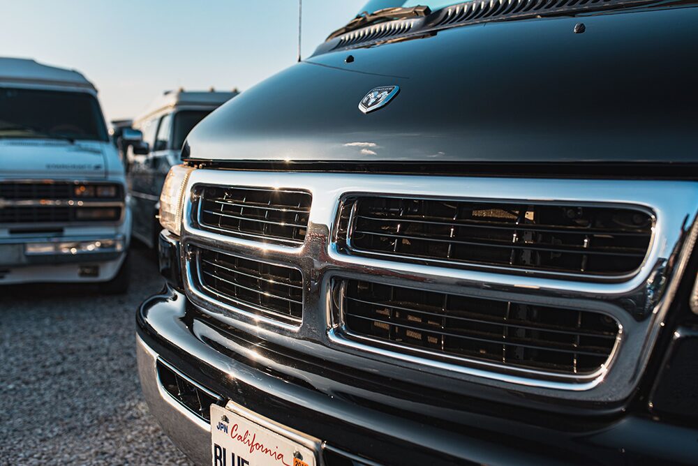 ダッジ-ラムバン20260210フロントバンパー画像