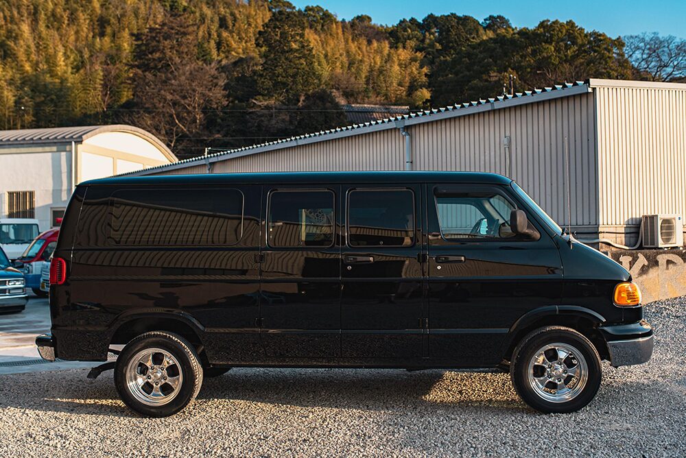 ダッジ-ラムバン20260210右サイド画像