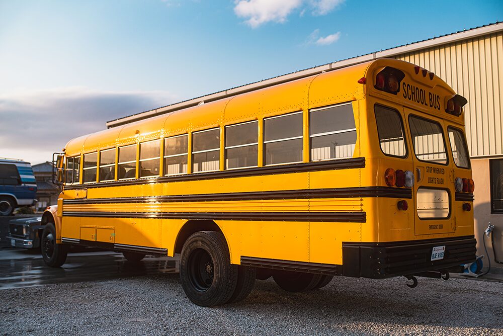 劇用車スクールバスバックスタイル画像