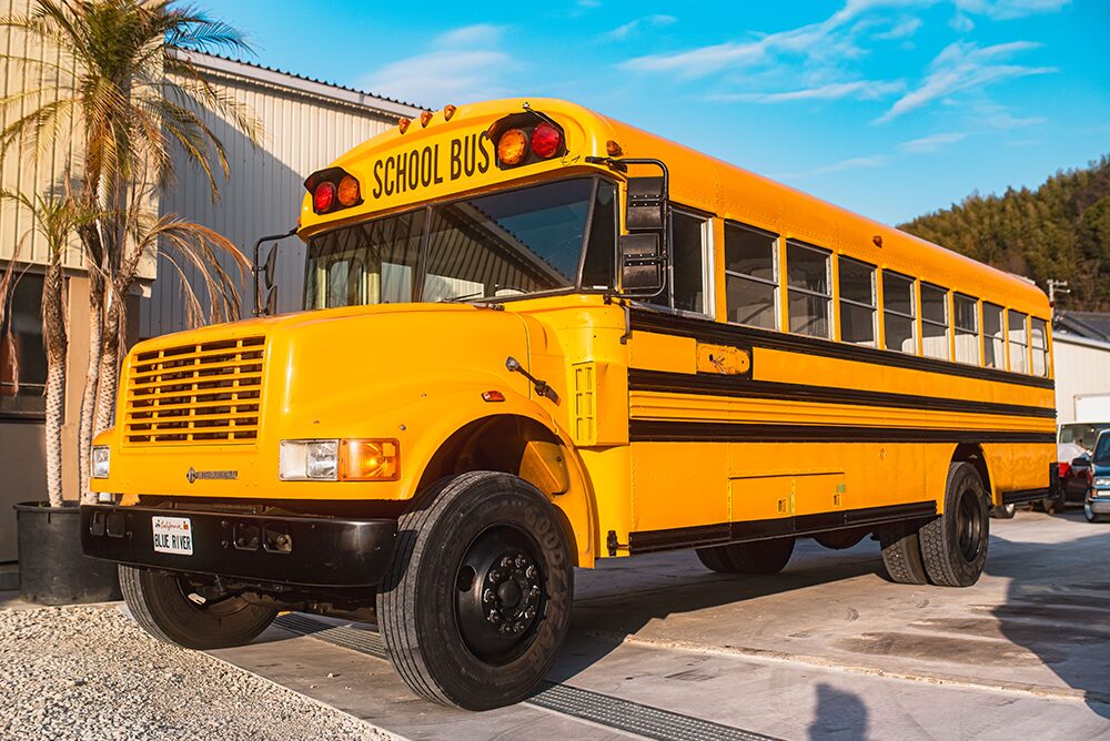 劇用車スクールバスメイン画像