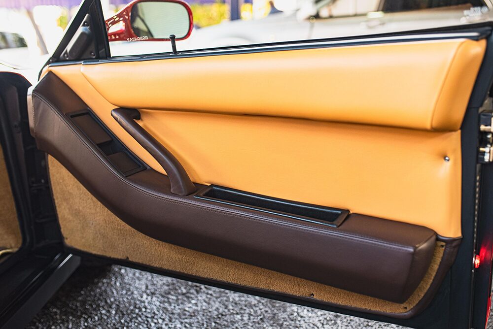 フェラーリ-テスタロッサ20260312車内装備画像４