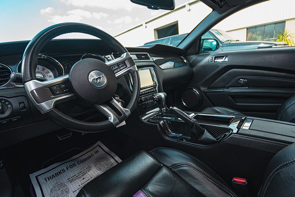 フォード-マスタング20260312車内画像１